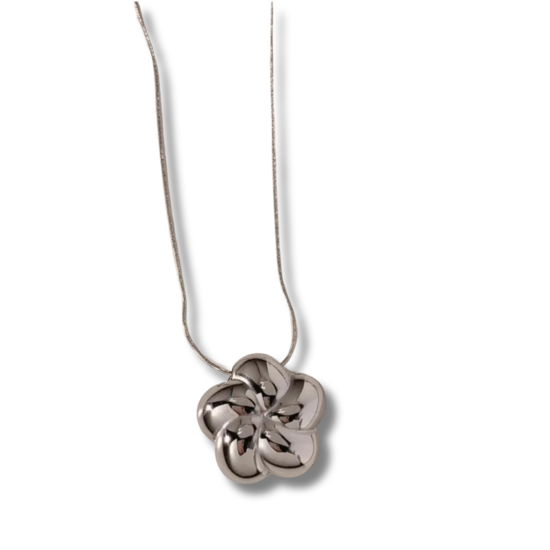 Flower necklace